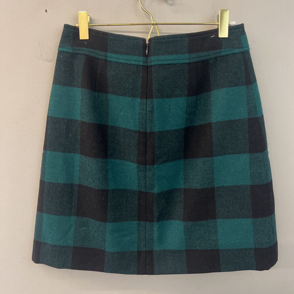 J Crew Green/ Black Plaid Skirt 2