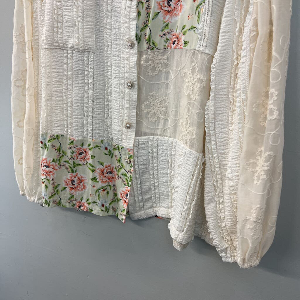POL Cream/ Multi Pint Long Sleeve Button Down Top Medium