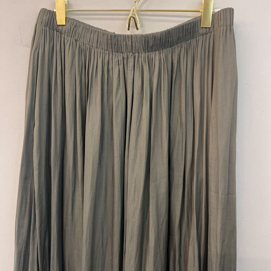 Kori Green Silky Maxi Skirt Large