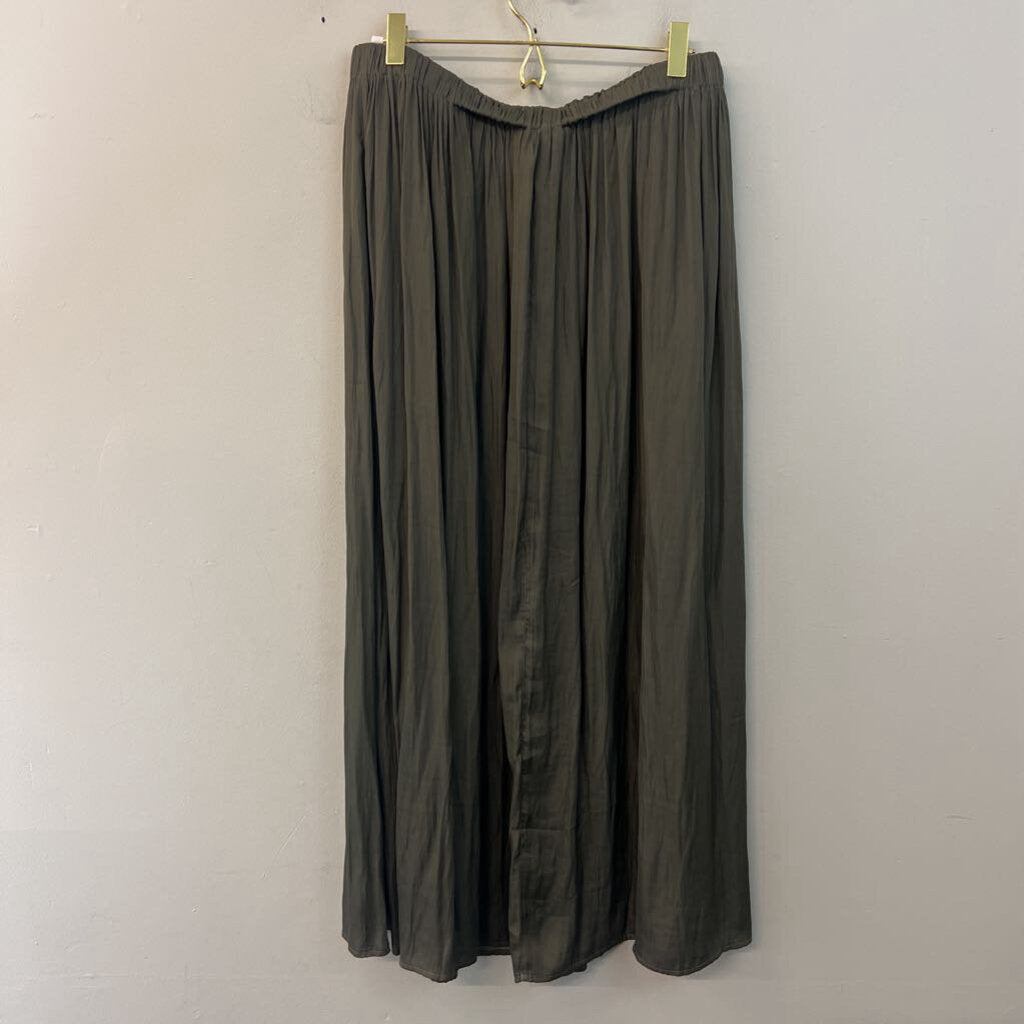 Kori Green Silky Maxi Skirt Large