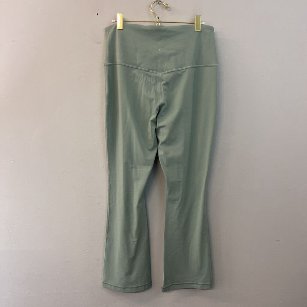 Lululemon Green Flare Leggings 12