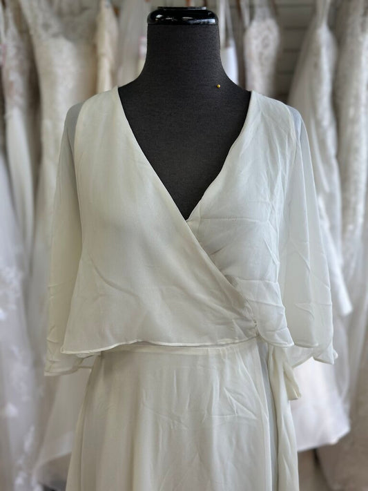 Mod Cloth Ivory Flounce Top Wrap Long Formal Dress Medium