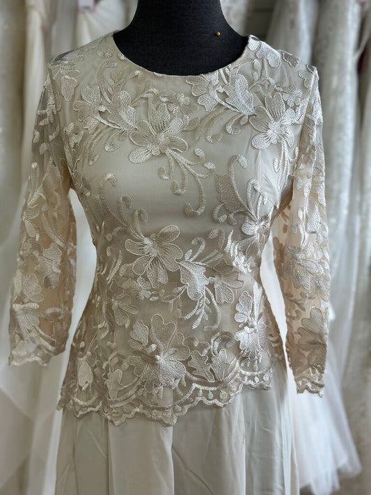 ShallWe Light Gold Lace Long Sleeve Top Long Formal Dress Small