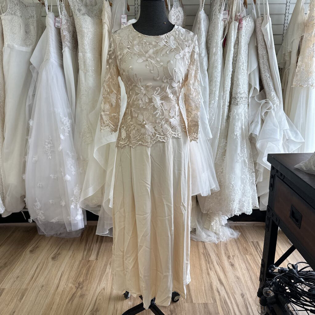 ShallWe Light Gold Lace Long Sleeve Top Long Formal Dress Small