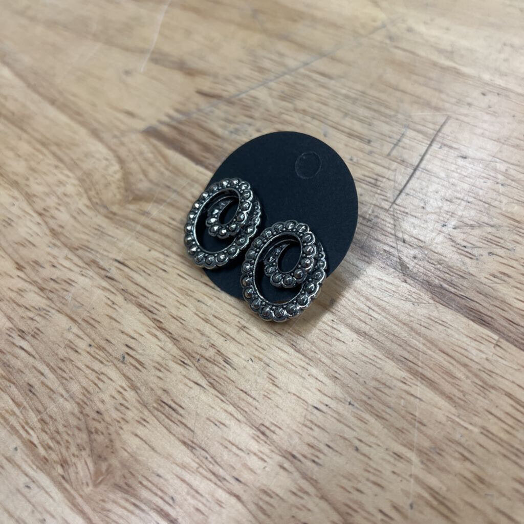 Silver Swirl Stud Earrings