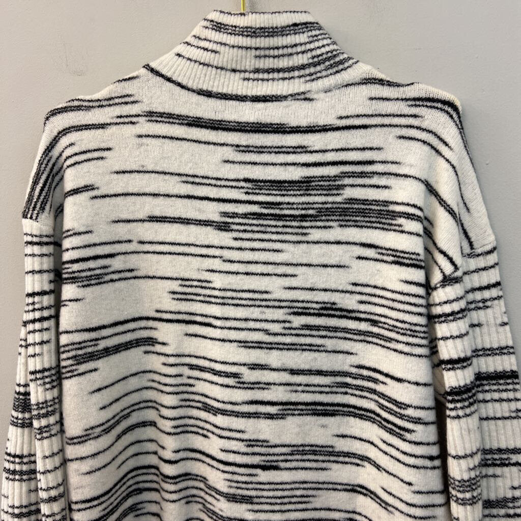 Talbots White/ Black Print Zip Turtleneck Sweater Top Medium Petite