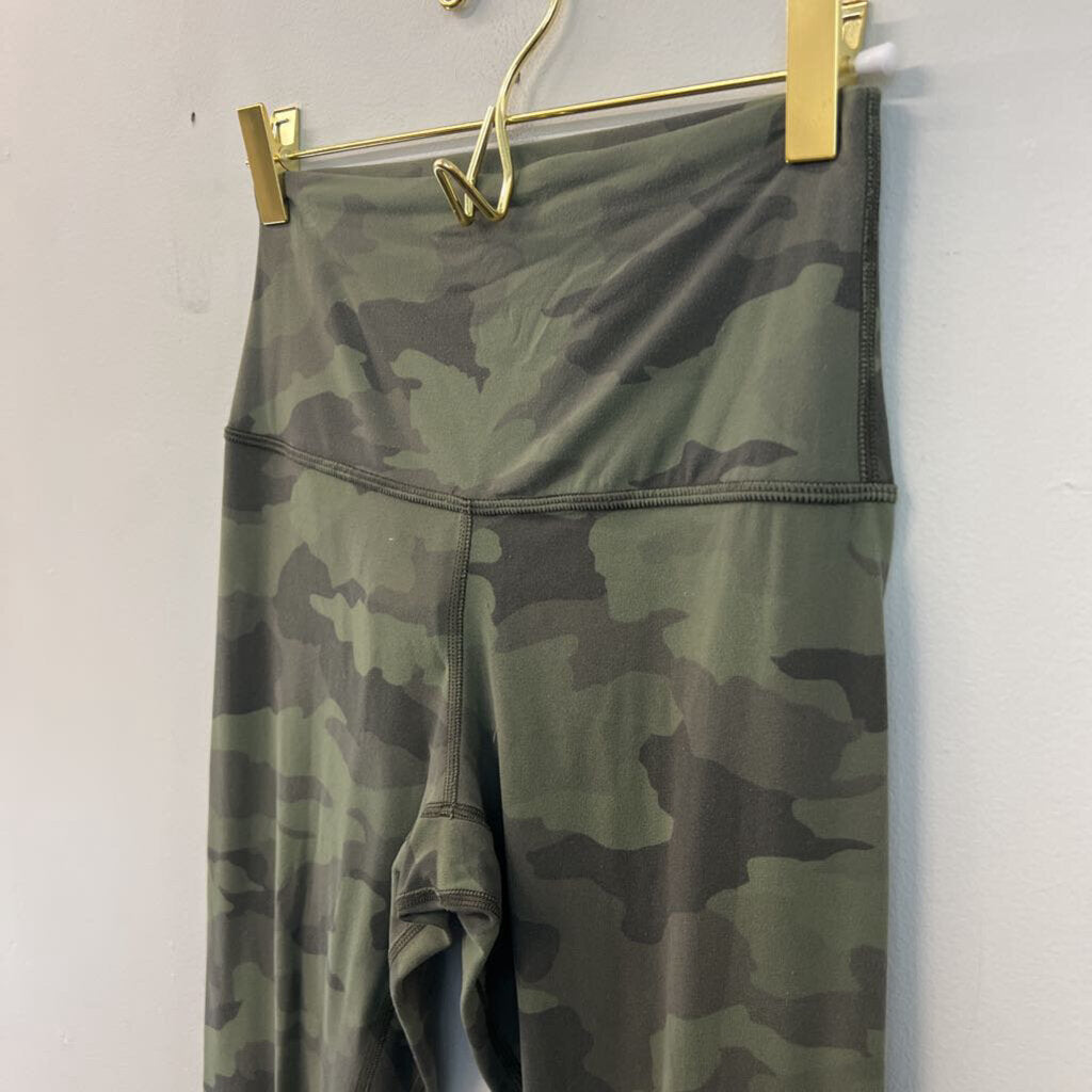 Lululemon Green Camo Print Leggings 4