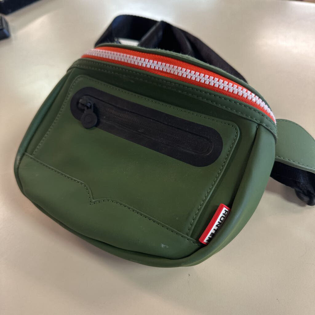 Hunter Green Belt Bag