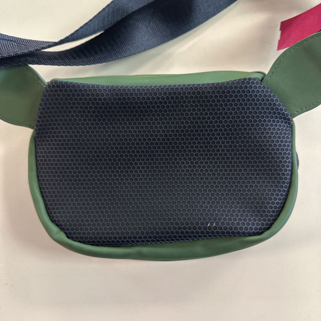 Hunter Green Belt Bag
