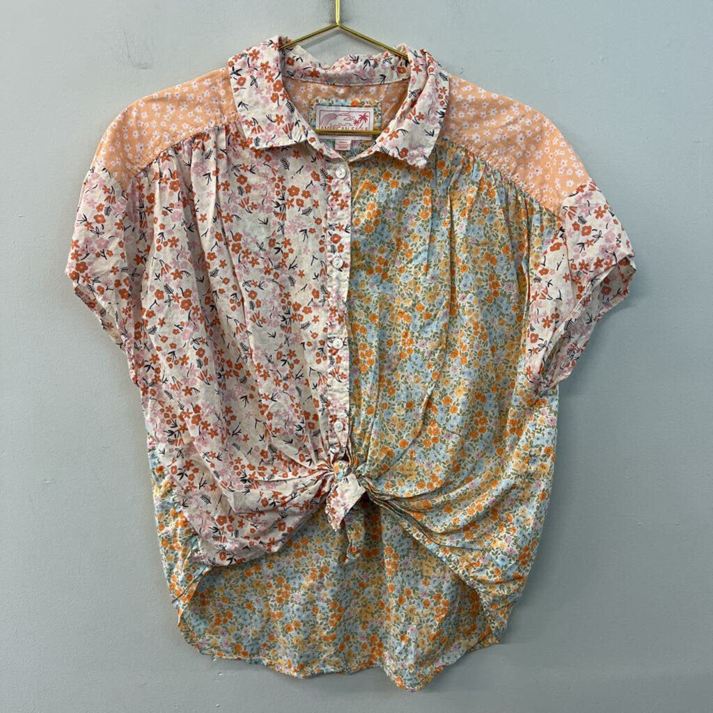 American Eagle Pink Flower Print Short Sleeve Button Down Top Medium