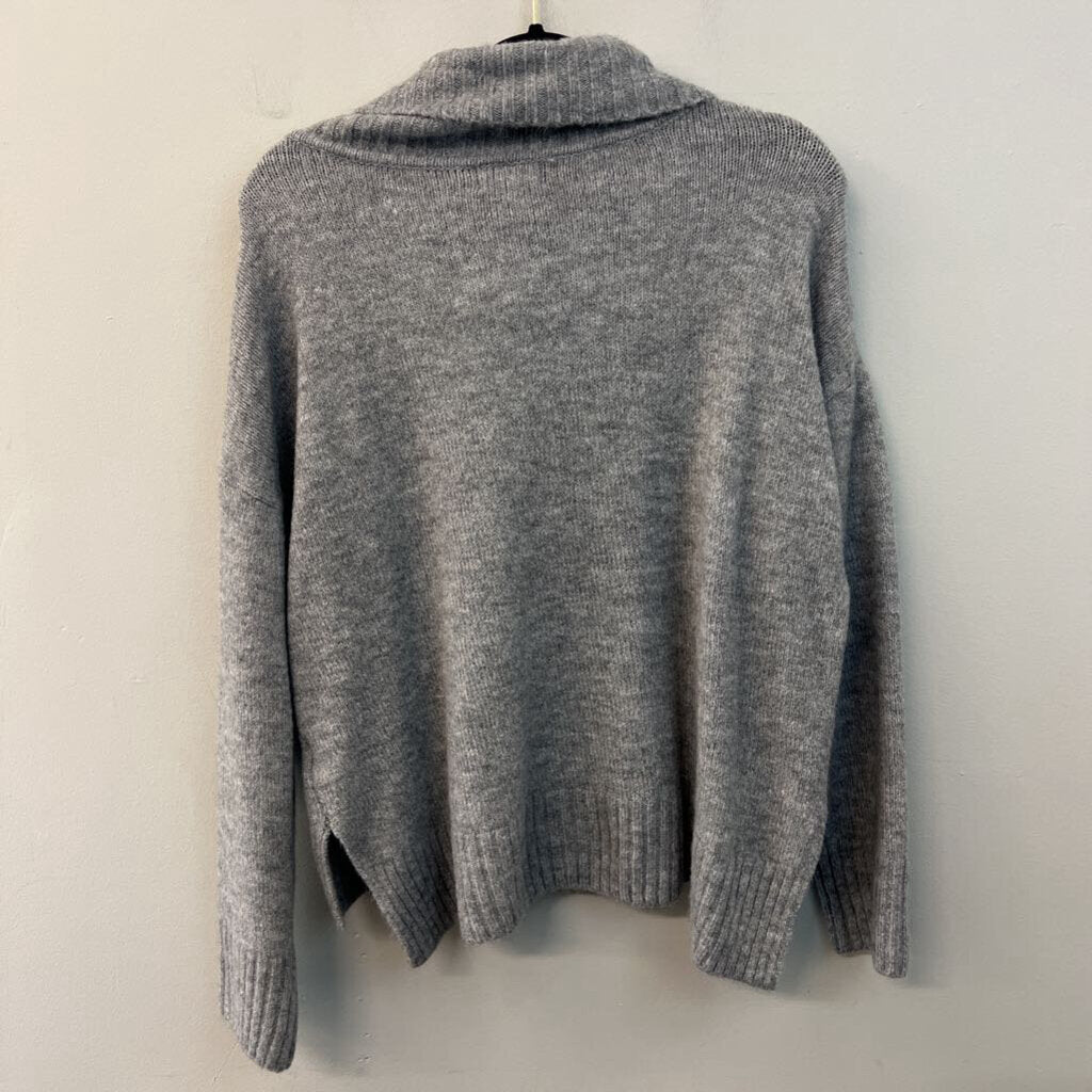Ava Lane Grey Long Sleeve Turtleneck Sweater L/XL