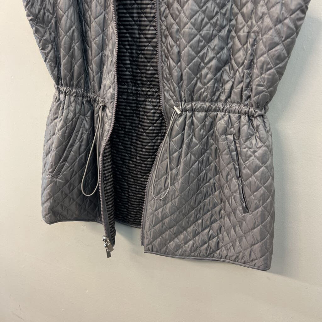 Chicos Grey Quilted Zip Up Vest 12/14