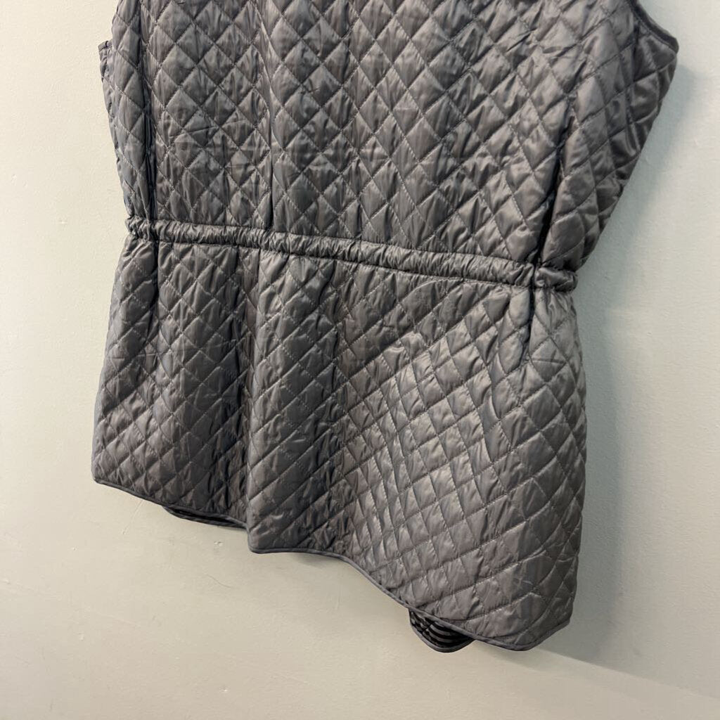 Chicos Grey Quilted Zip Up Vest 12/14