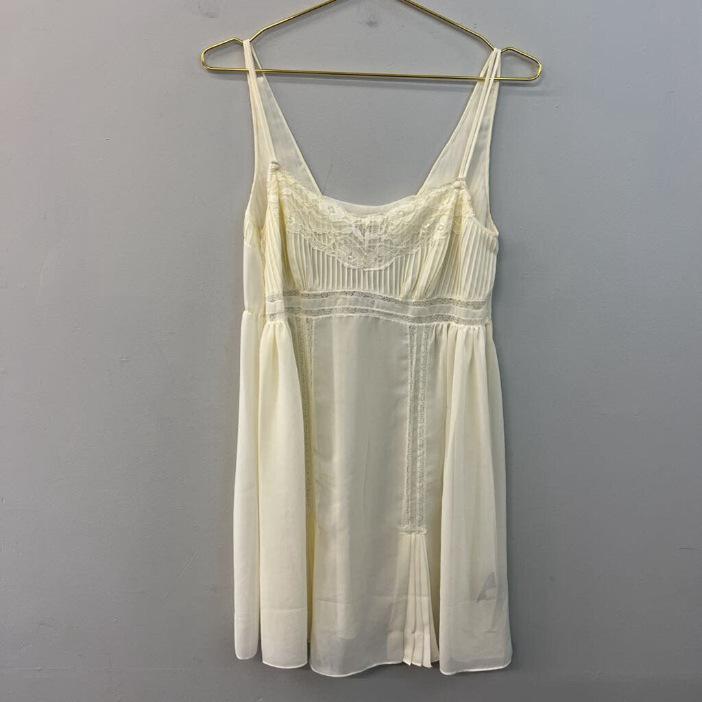 Ivy and Annabelle Cream Lace Detail Slip Dress Medium