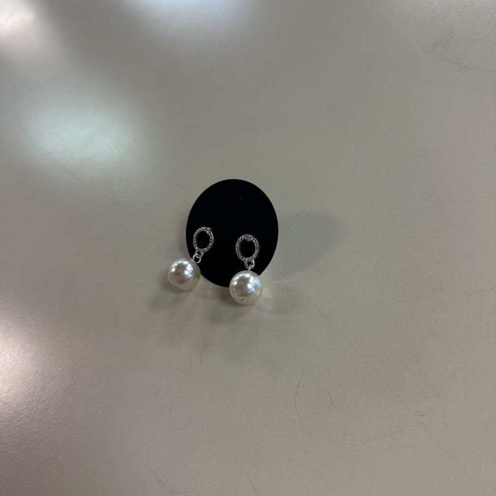 Silver Rhinestone/ Pearl Drop Earrings