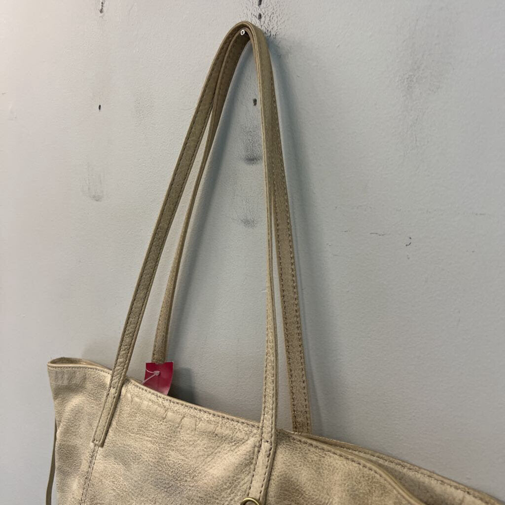 Hobo Beige Pebbled Leather Shoulder Purse