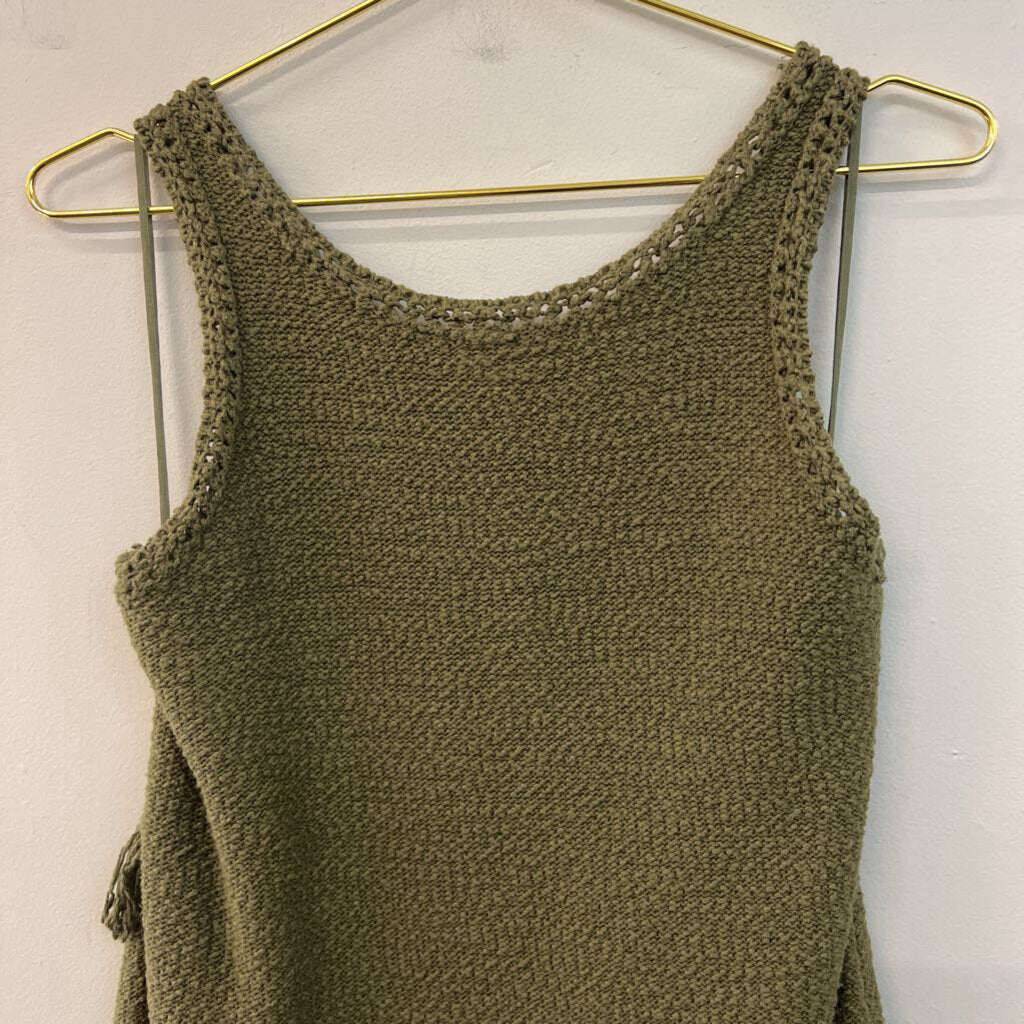 Akemi Kin Green Knit Fringe Hem Tank Top Medium