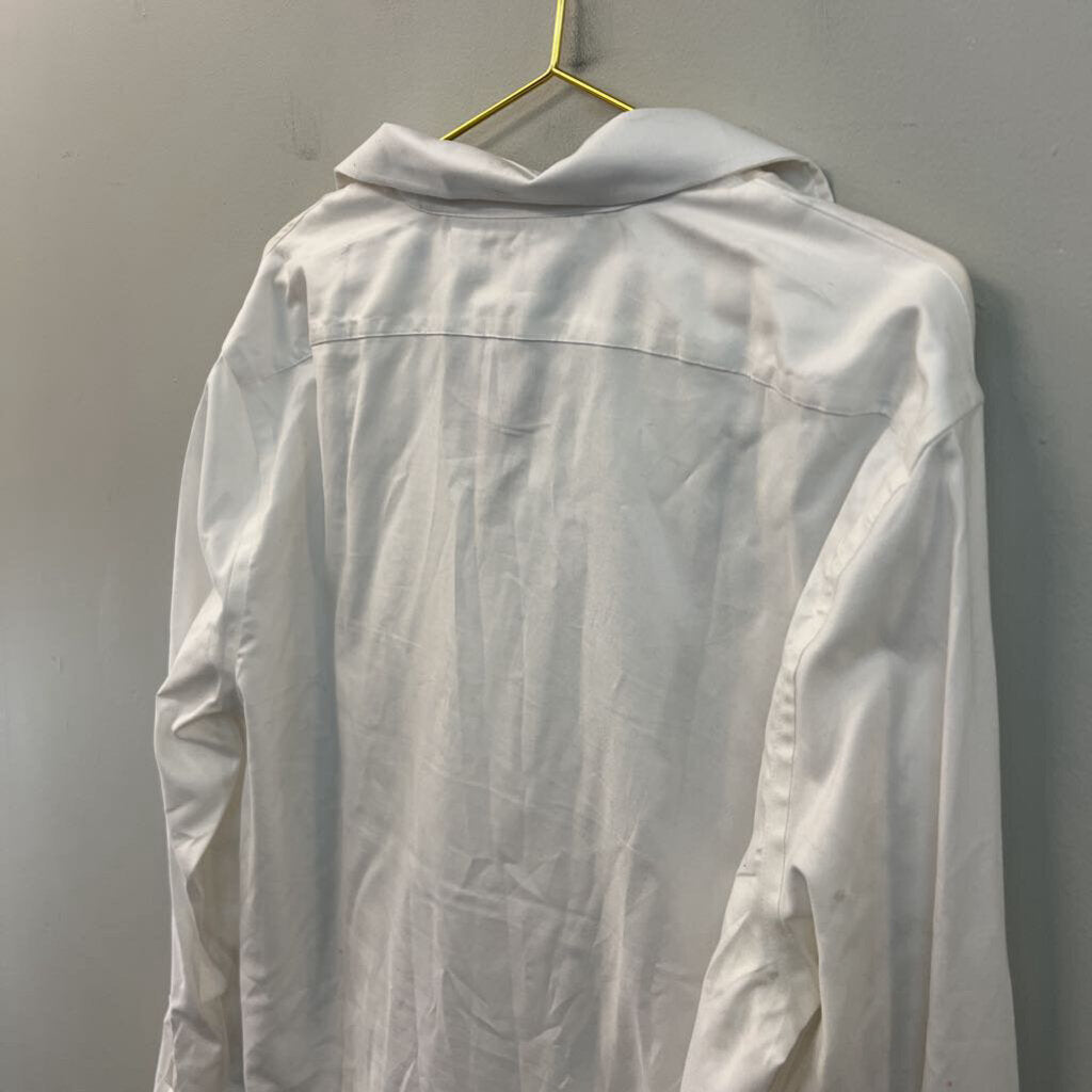 Banana Republic White Long Sleeve Button Down Top Large