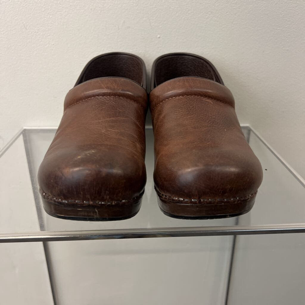 Dansko Brown Leather Professional Clogs 41