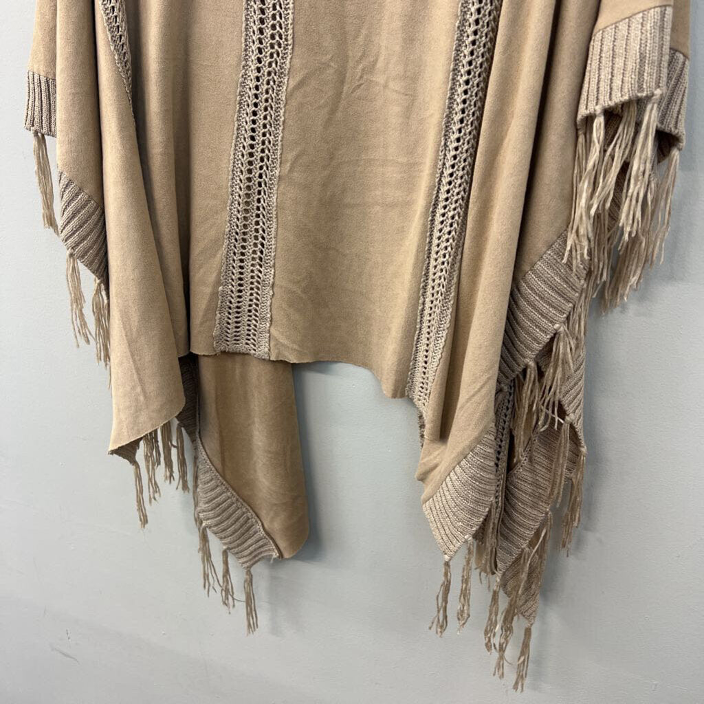 Chicos Brown Wude/ Knit Fringe Hem Shoulder Wrap Top One Size