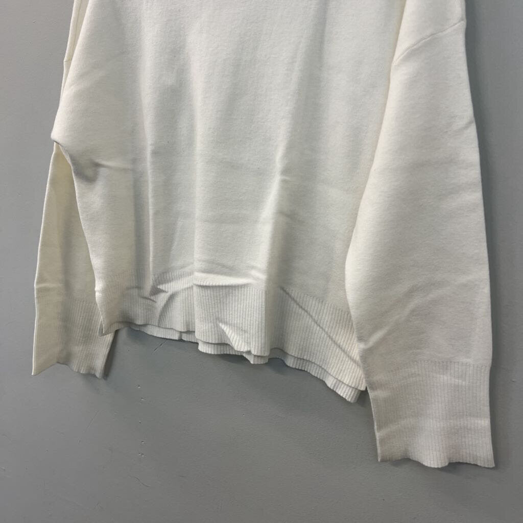 Truth by Republic Soft White Long Sleeve Sweater Top Medium