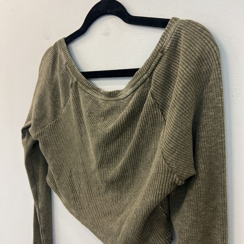 Pilcro Green Ribbed Cropped Hook/ Eye Closure Long Sleeve Top Small