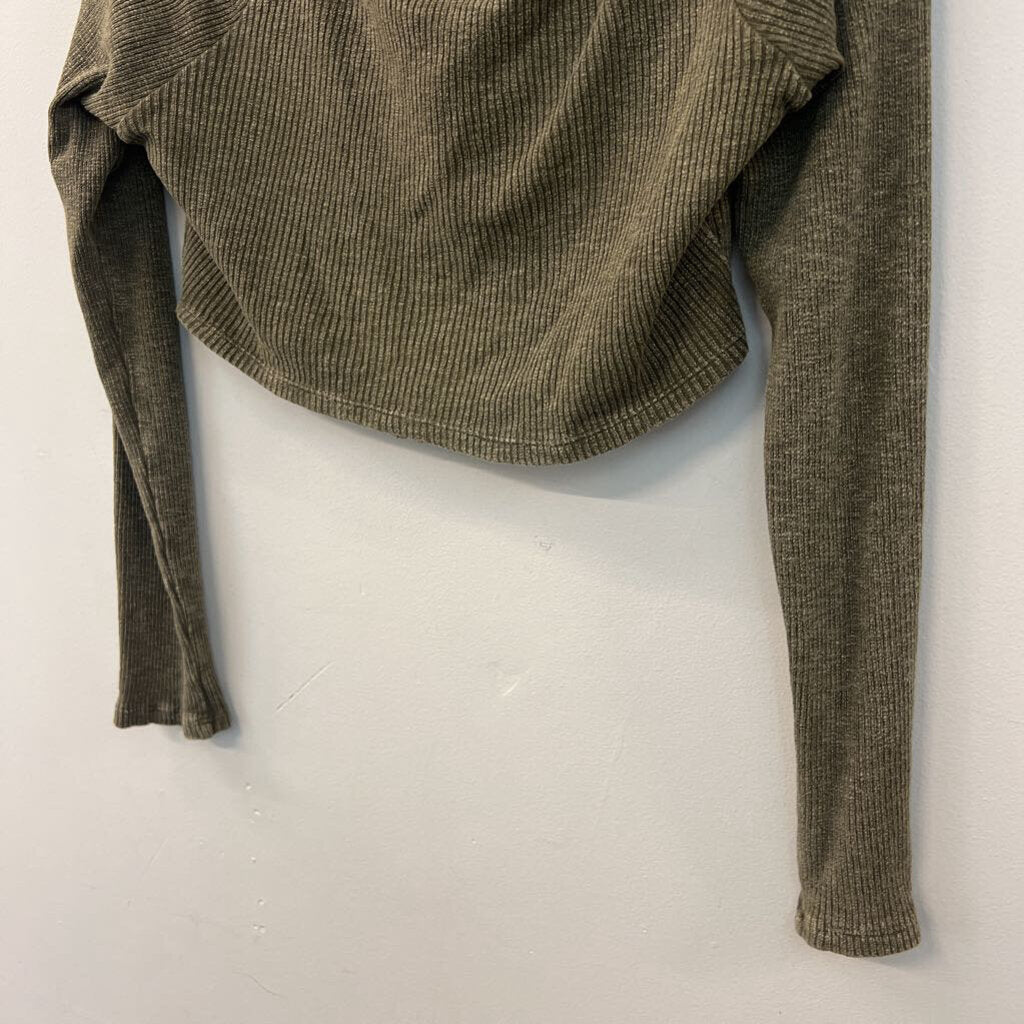 Pilcro Green Ribbed Cropped Hook/ Eye Closure Long Sleeve Top Small