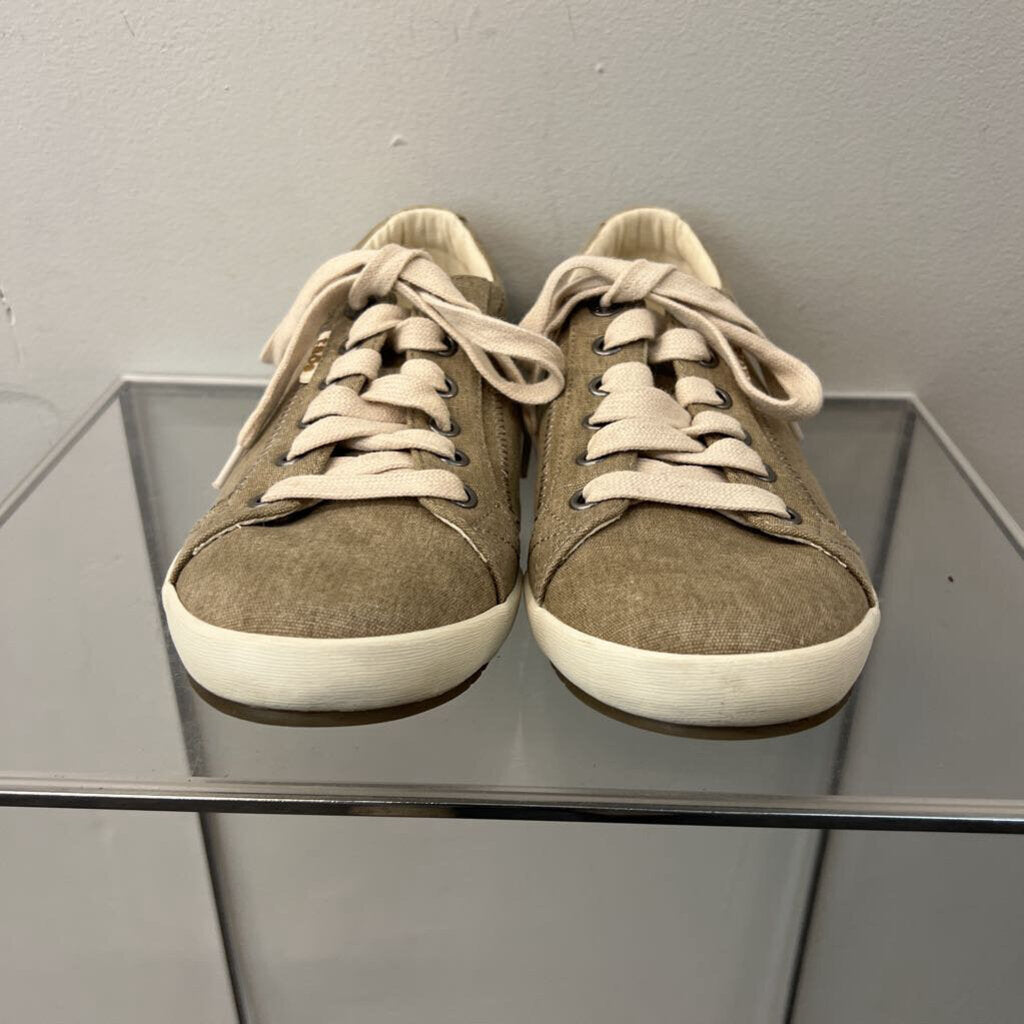 Taos Brown Star Sneakers 8.5
