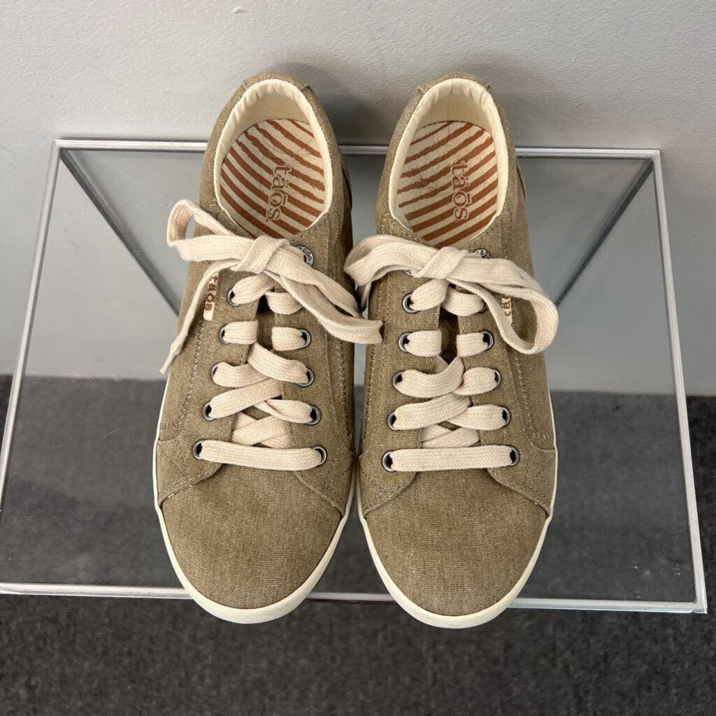 Taos Brown Star Sneakers 8.5