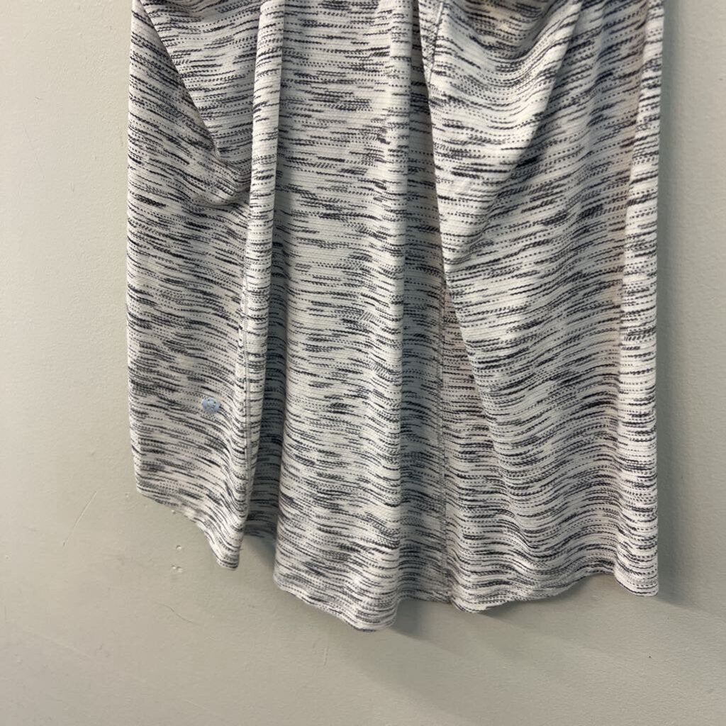Lululemon White/ Black Print Tank Top Medium