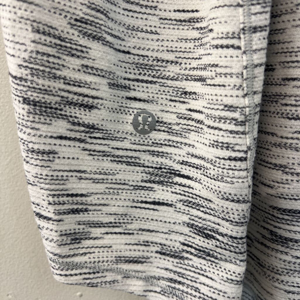 Lululemon White/ Black Print Tank Top Medium
