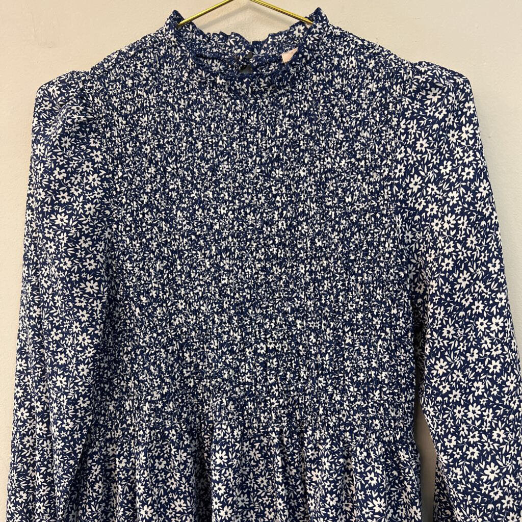 Mi Ami Blue/ White Flower Print Smocked Long Sleeve Top Large