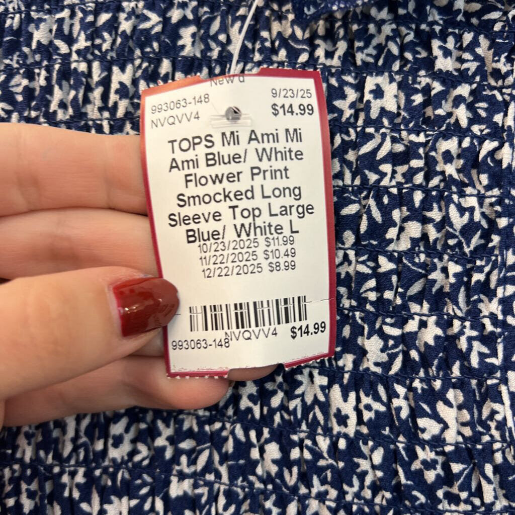 Mi Ami Blue/ White Flower Print Smocked Long Sleeve Top Large