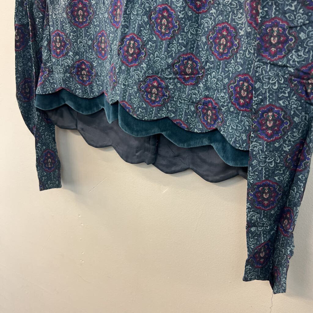 Vintage Karin Stevens Blue/ Multi Cropped Long Sleeve Top 8