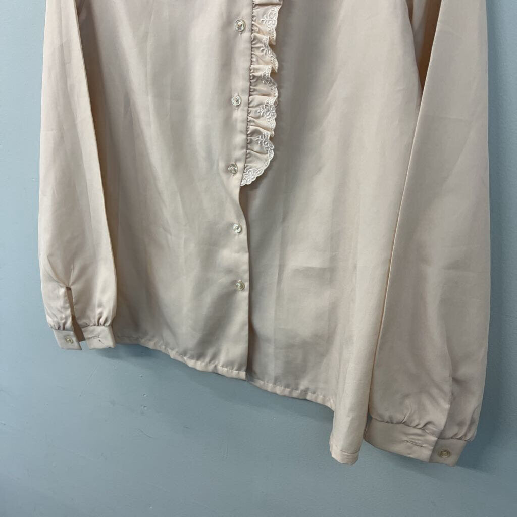 Vintage Jonquil Blush Lace Detail Long Sleeve Button Down Top 14