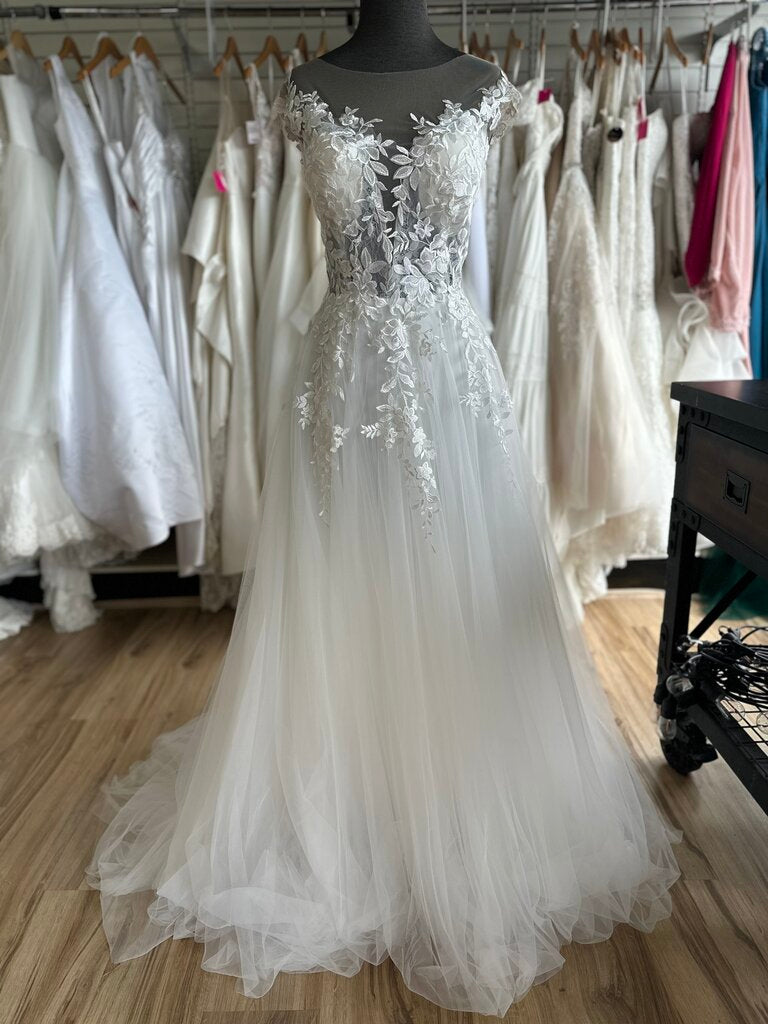 Alyce Designs 5090 A-Line Lace Applique Wedding Dress 10