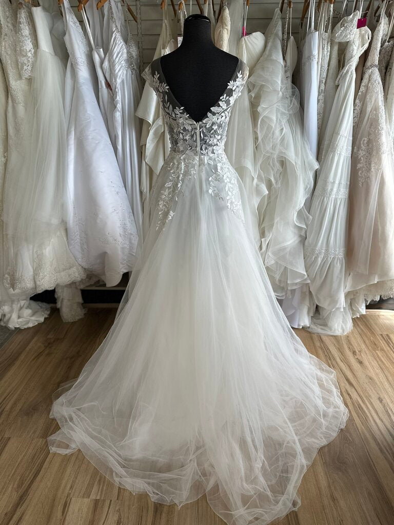 Alyce Designs 5090 A-Line Lace Applique Wedding Dress 10