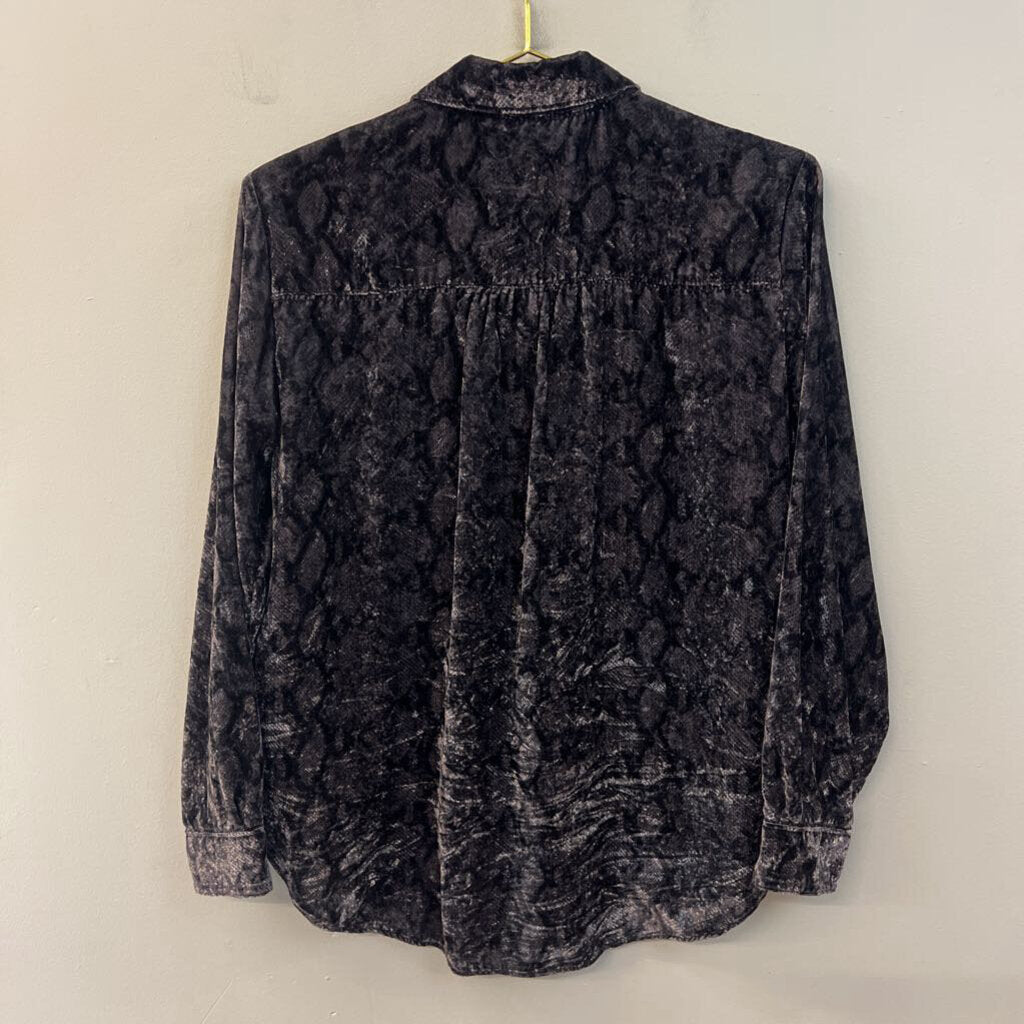 Pilcro Grey Velvet Snakeskin Print Long Sleeve Button Down Top Small Petite