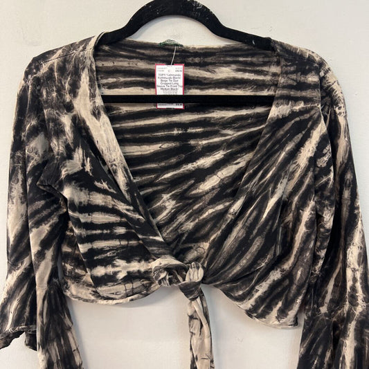 Kathmandu Black/ Beige Tie Dye Cropped Long Sleeve Tie Front Top Medium