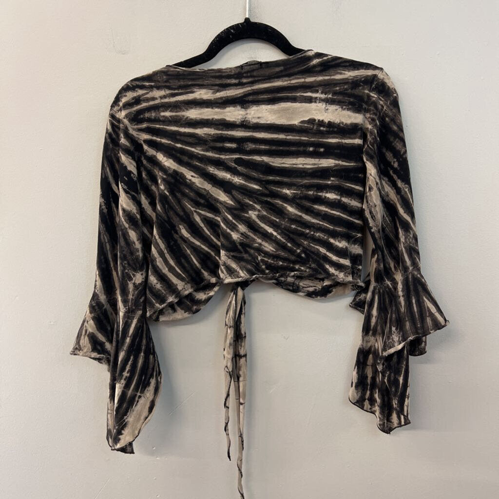 Kathmandu Black/ Beige Tie Dye Cropped Long Sleeve Tie Front Top Medium