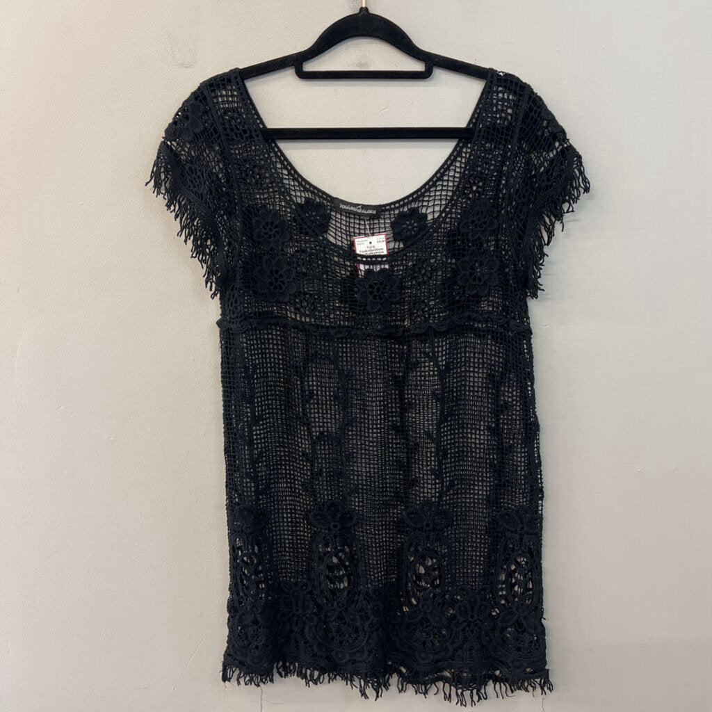 YouAreNotAlone Black Crochet Short Sleeve Top Small