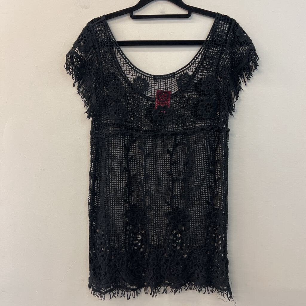 YouAreNotAlone Black Crochet Short Sleeve Top Small