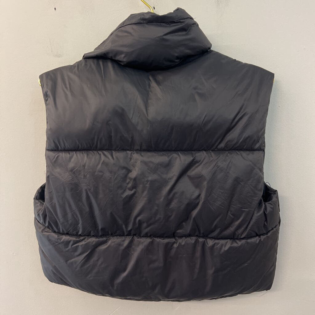 Black Cropped Puffer Vest Extra Small