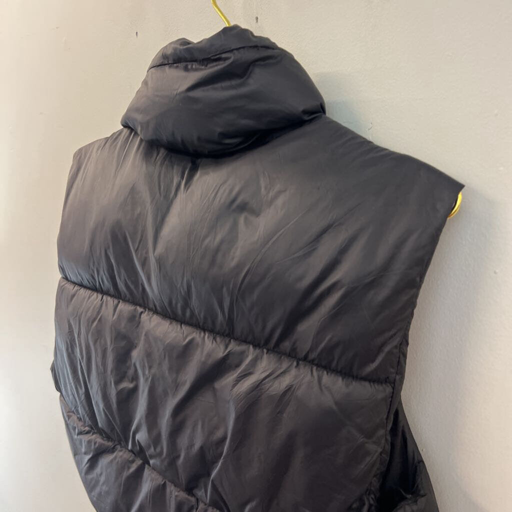 Black Cropped Puffer Vest Extra Small