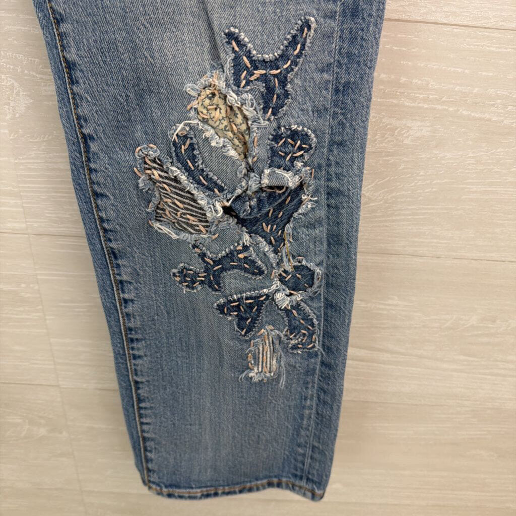 Pilcro Light Wash Slim Boyfriend Patchwork Detail Jeans 31