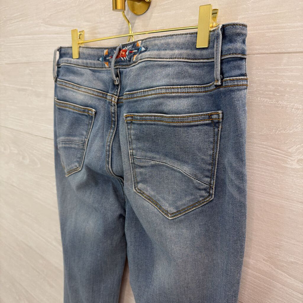 Driftwood Light Wash Embroidered Hem Colette Jeans 31