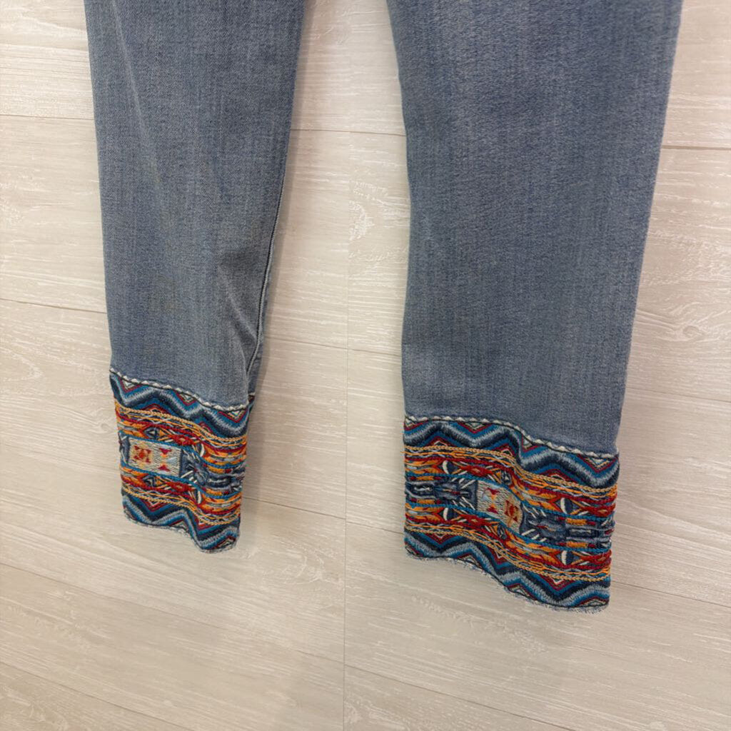 Driftwood Light Wash Embroidered Hem Colette Jeans 31