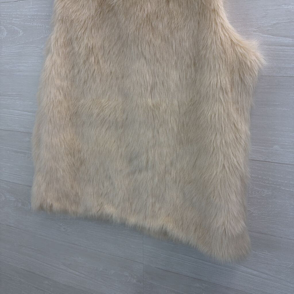 Altar'd State Cream Faux Fur Open Front Vest Top Large