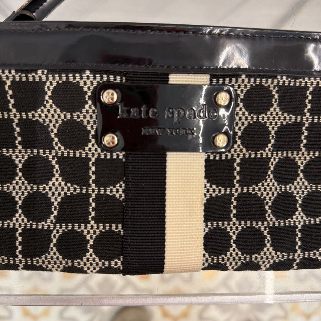 Kate Spade Black/ Cream Classic Noel Chrissy Wristlet