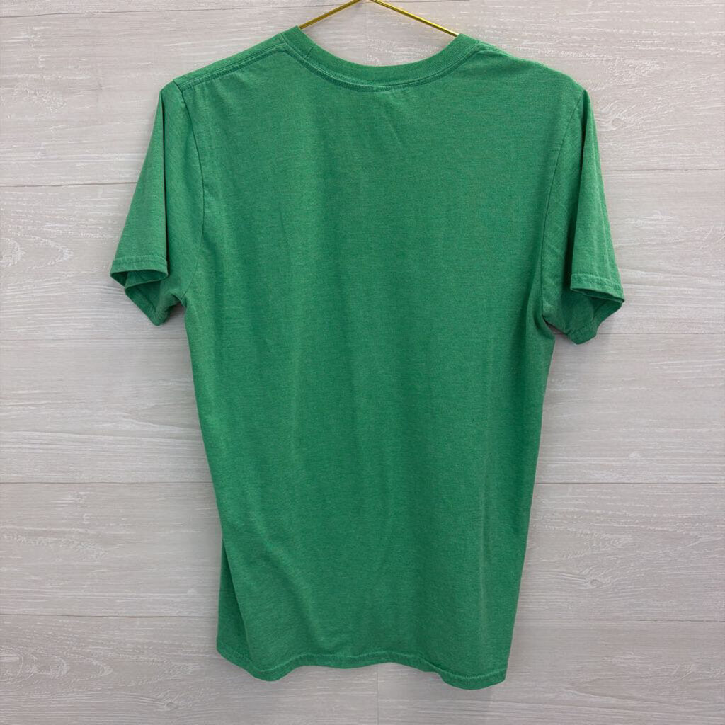 Green/ White Gilmore Girls Fan Fest Short Sleeve Graphic Tee Medium